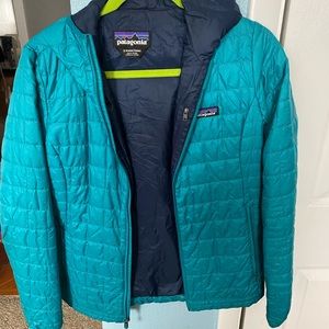 Patagonia hooded nano puff jacket